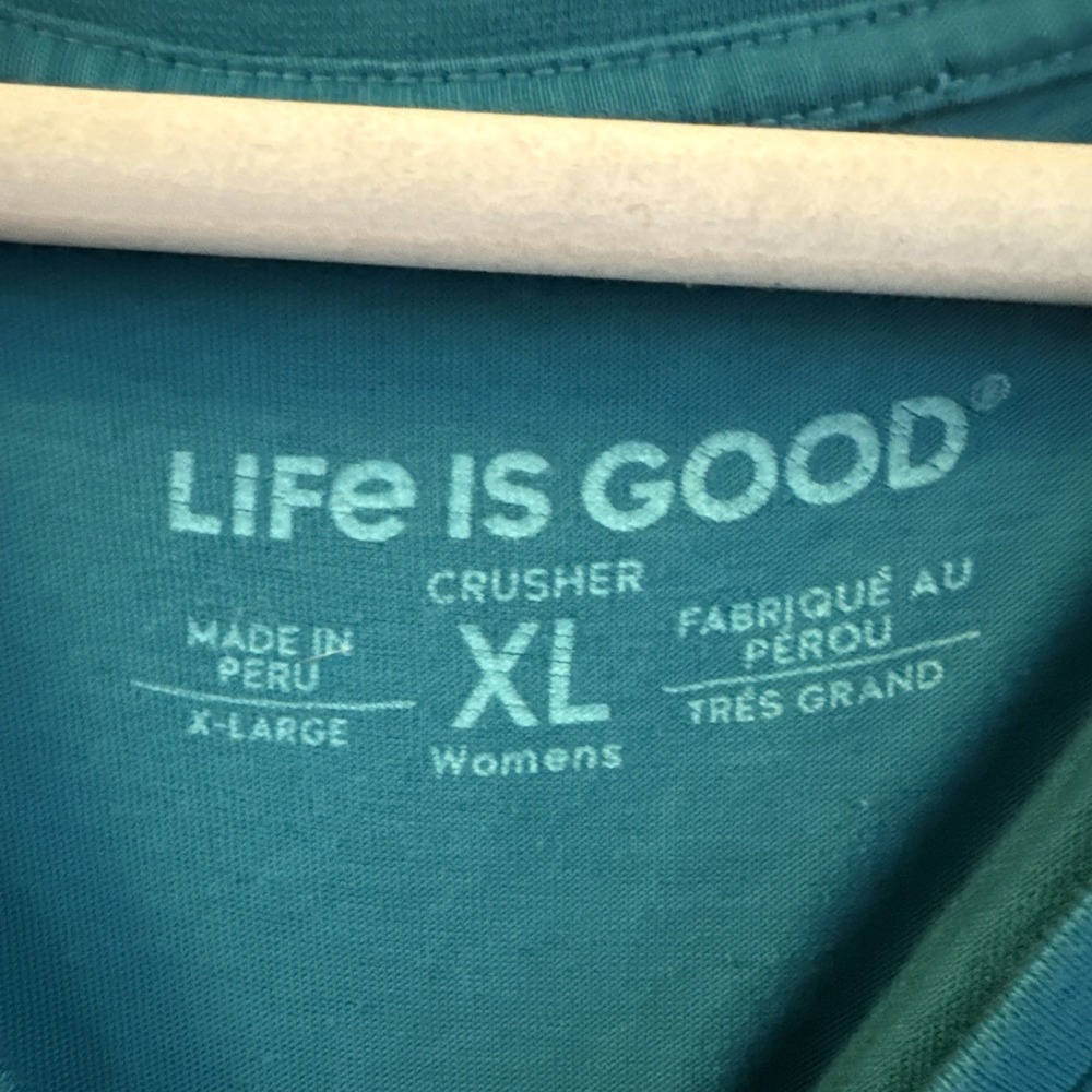 Life Is Good Women's XL V-Neck Crusher T-Shirt ~ Teal ~ Cat with Yarn Ball EUC - Picture 3 of 6
